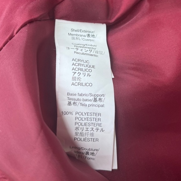 Gap Buffalo Plaid Puffer Vest - Picture 6 of 6